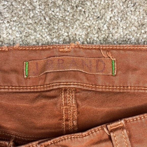 J BRAND BURNT ORANGE JEANS SIZE 26 - Picture 3 of 6